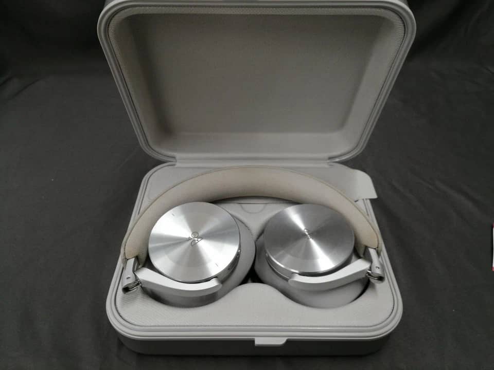 Bang & Olufsen Beoplay H95 Headphones & Earbuds 