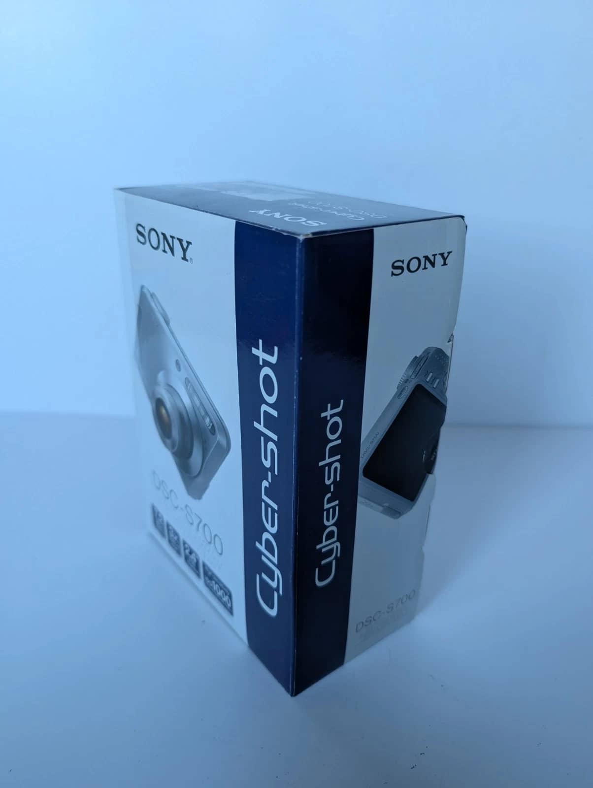 Sony Cyber-shot DSC-S700 Digital Cameras Silver New Body Only