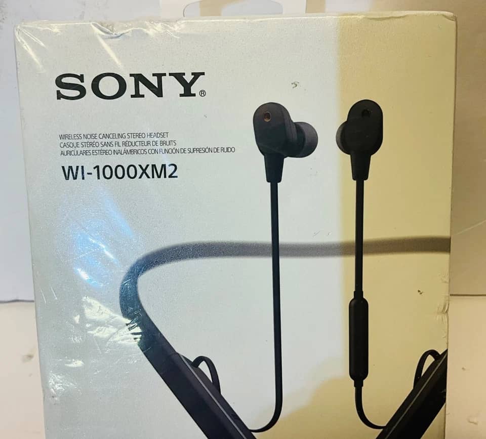 Sony WI-1000XM2 Headphones & Earbuds Black New