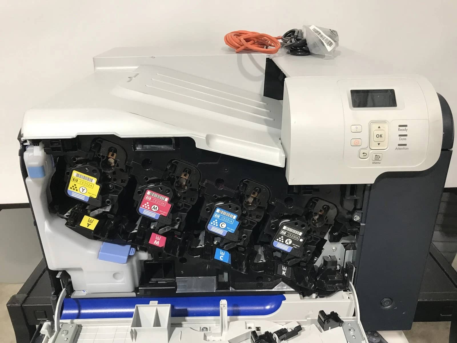 HP Color LaserJet CP3525n Printers Refurbished - Excellent