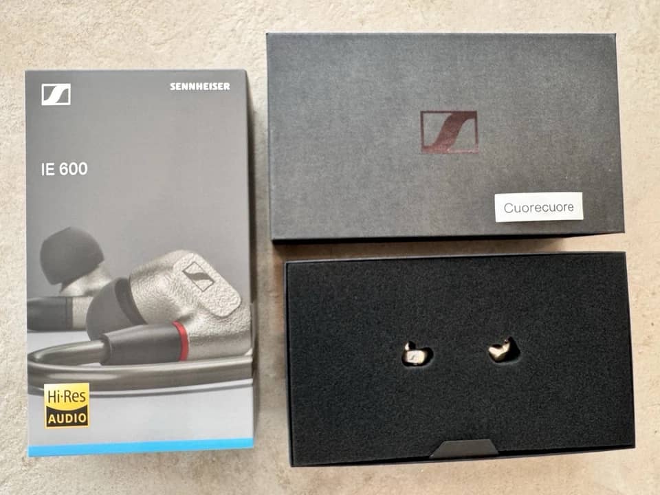Sennheiser IE 600 Headphones & Earbuds Silver New