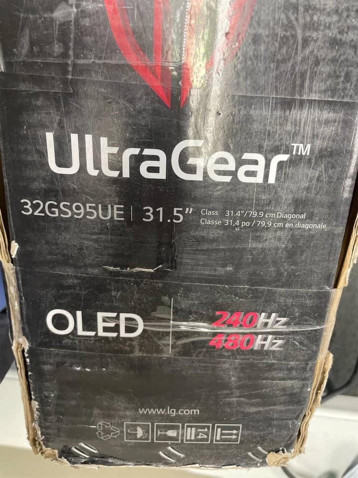 LG 32GS95UE Monitors