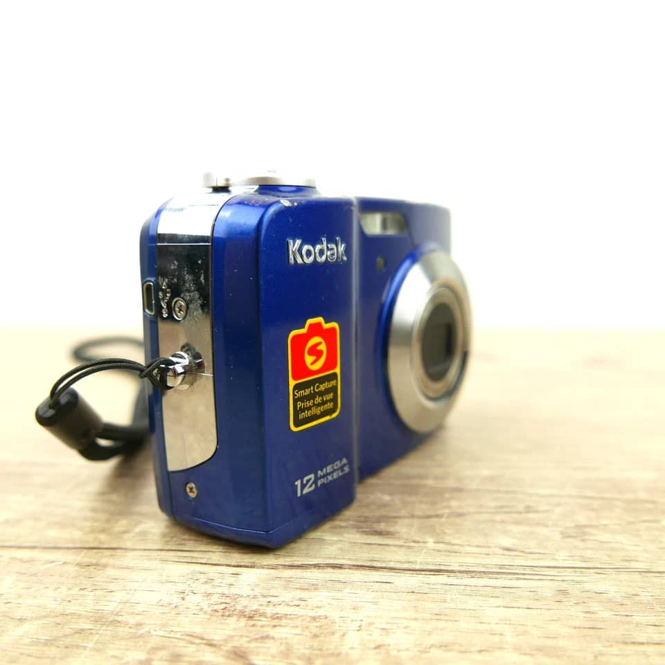 Kodak c182 Digital Cameras Purple New Body Only