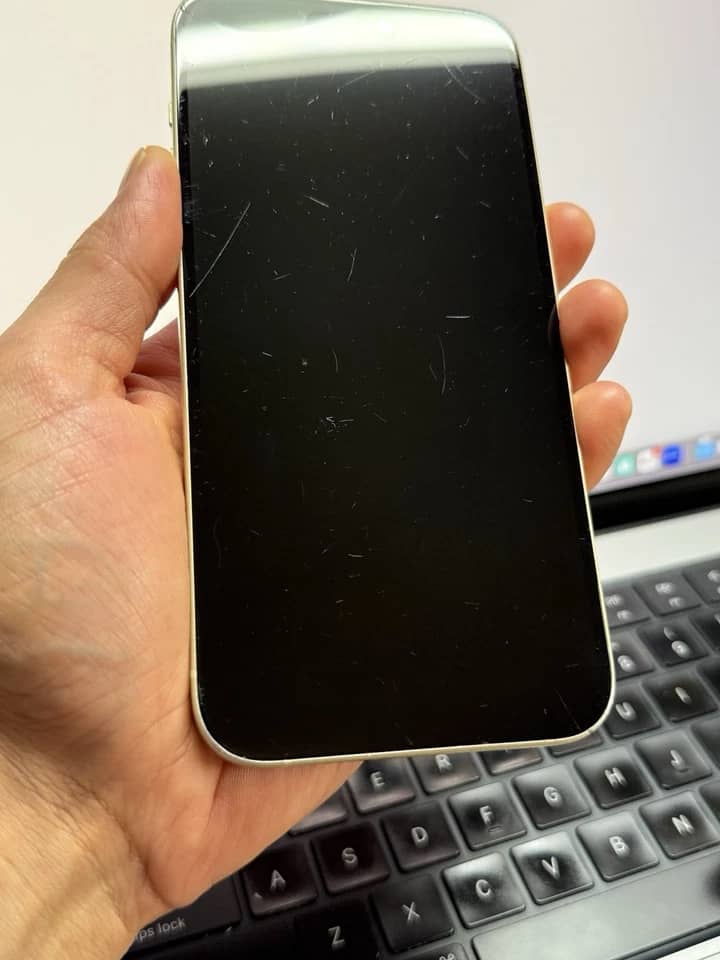 Apple iPhone 15 Plus Cell Phones