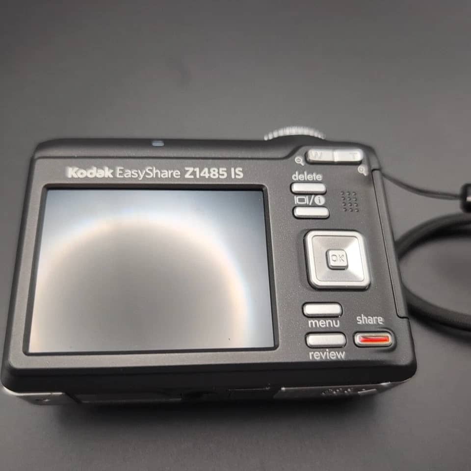 Kodak EasyShare Z1485 IS Digital Cameras Blue Used - Good Body Only