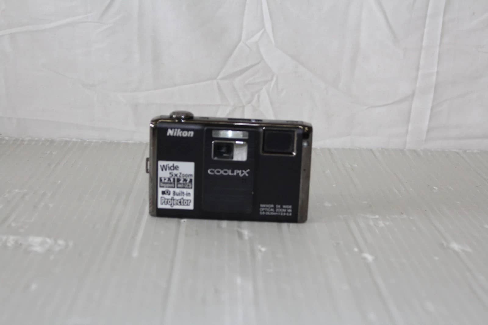 Nikon COOLPIX s1000pj Digital Cameras Silver New Body Only