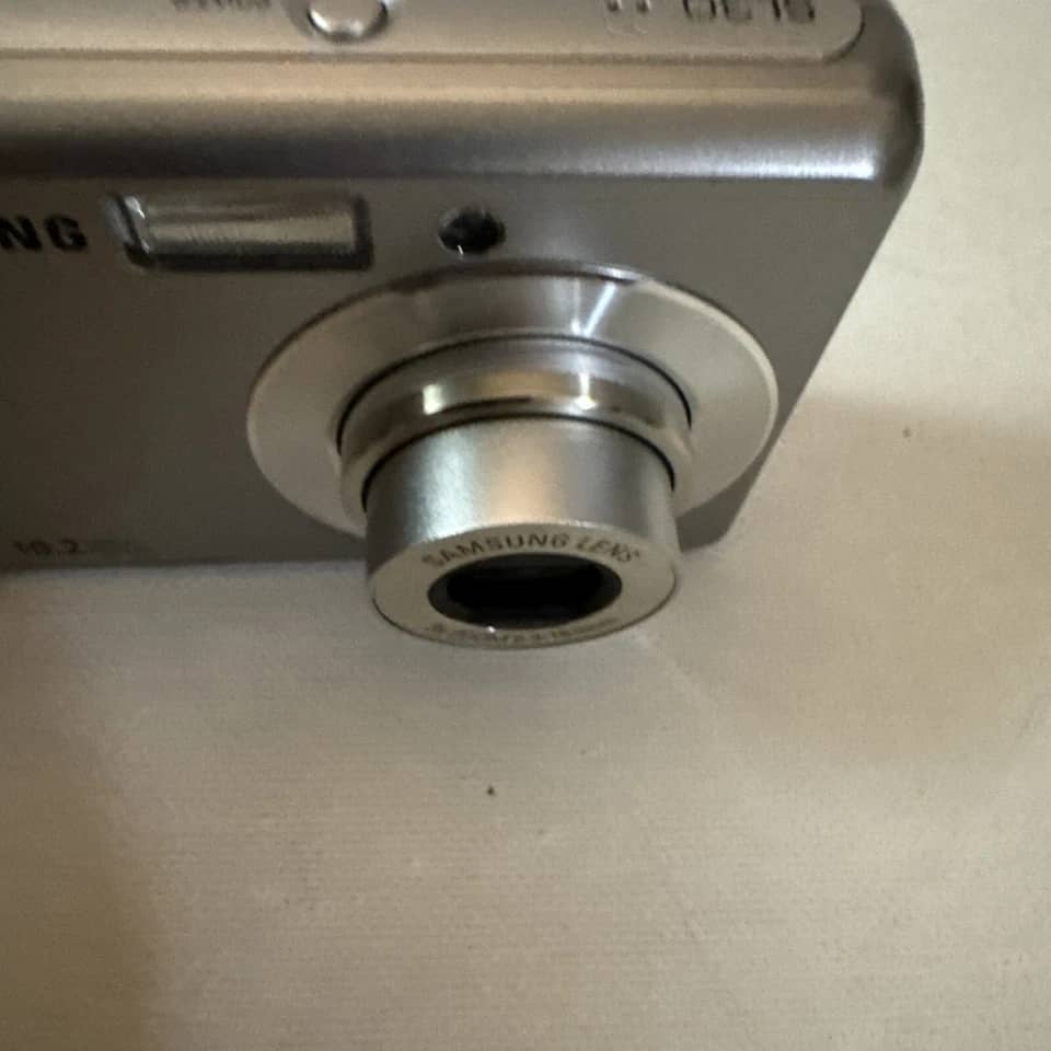 Samsung SL30 Digital Cameras Silver Used - Good Body Only