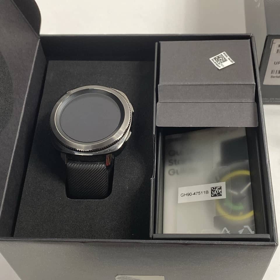 Samsung Samsung Gear Sport Smartwatches Black 46mm Open-Box Excellent