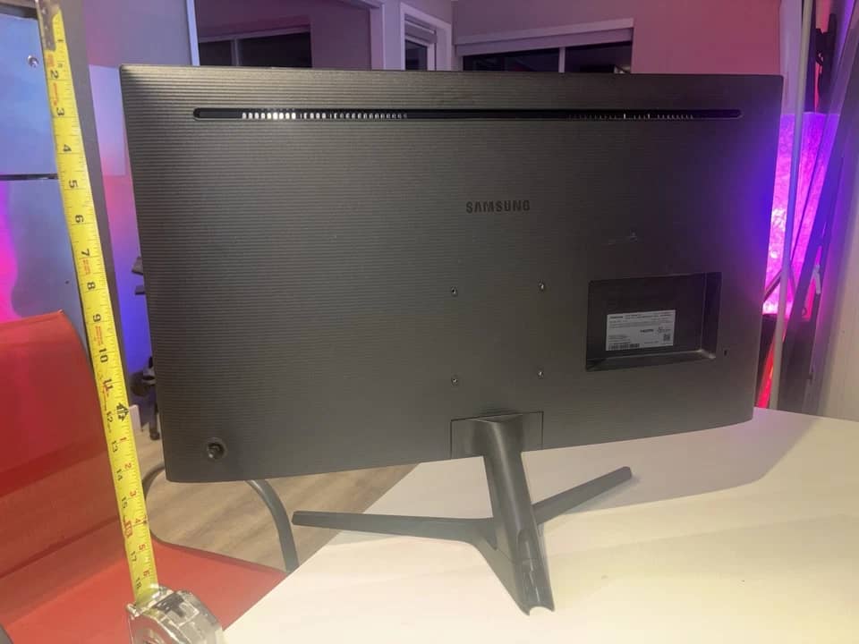 Samsung LU32J590UQ Monitors