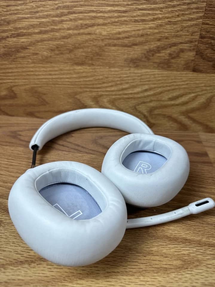 Logitech G735 Headphones & Earbuds 