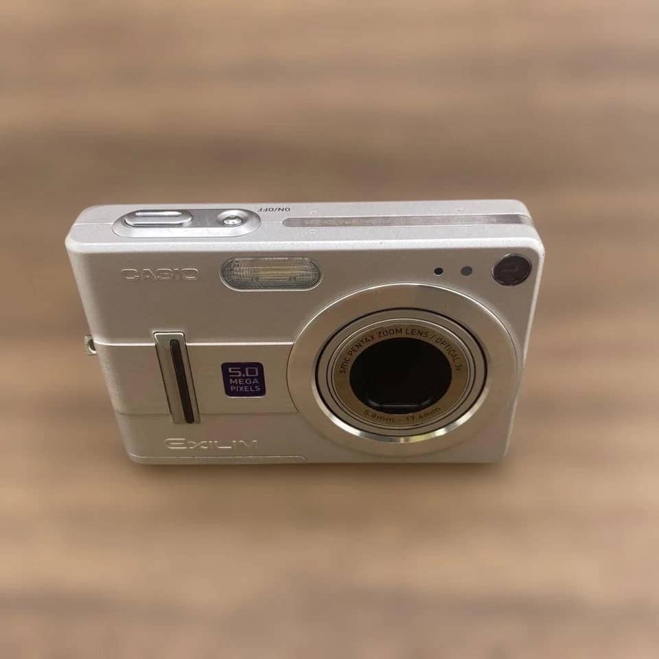 Casio FZ55 Digital Cameras