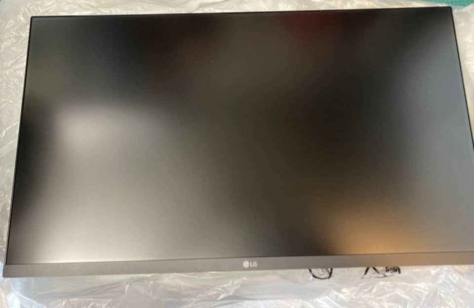 LG 27MR400 Monitors