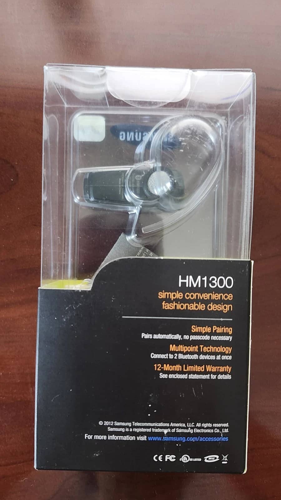 Samsung HM 1300 Headphones & Earbuds Black New