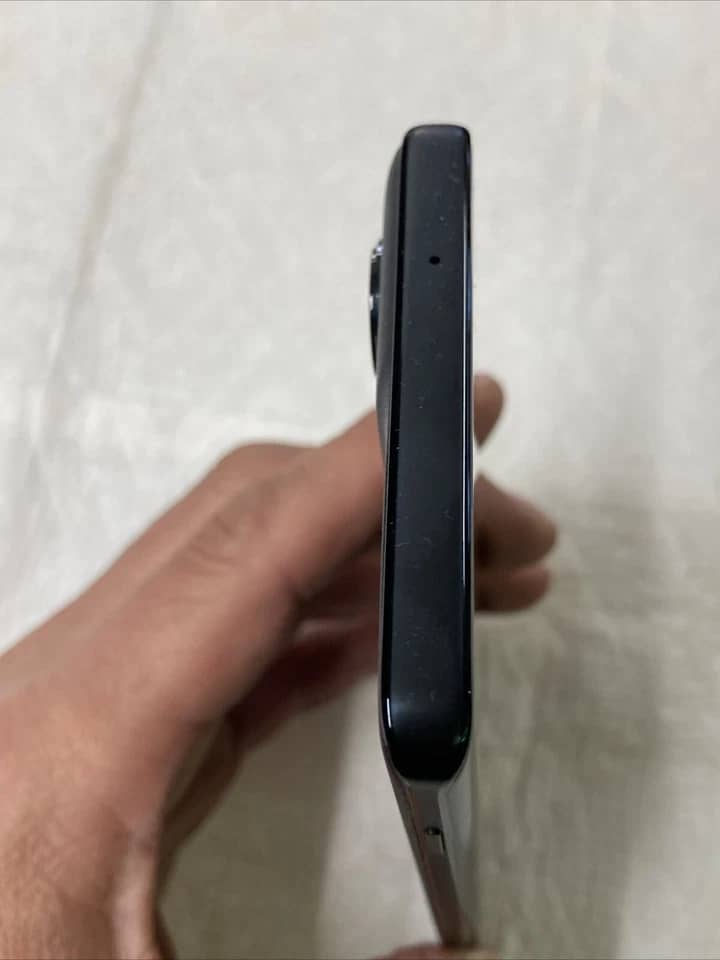 Motorola Moto Edge 2024 Cell Phones