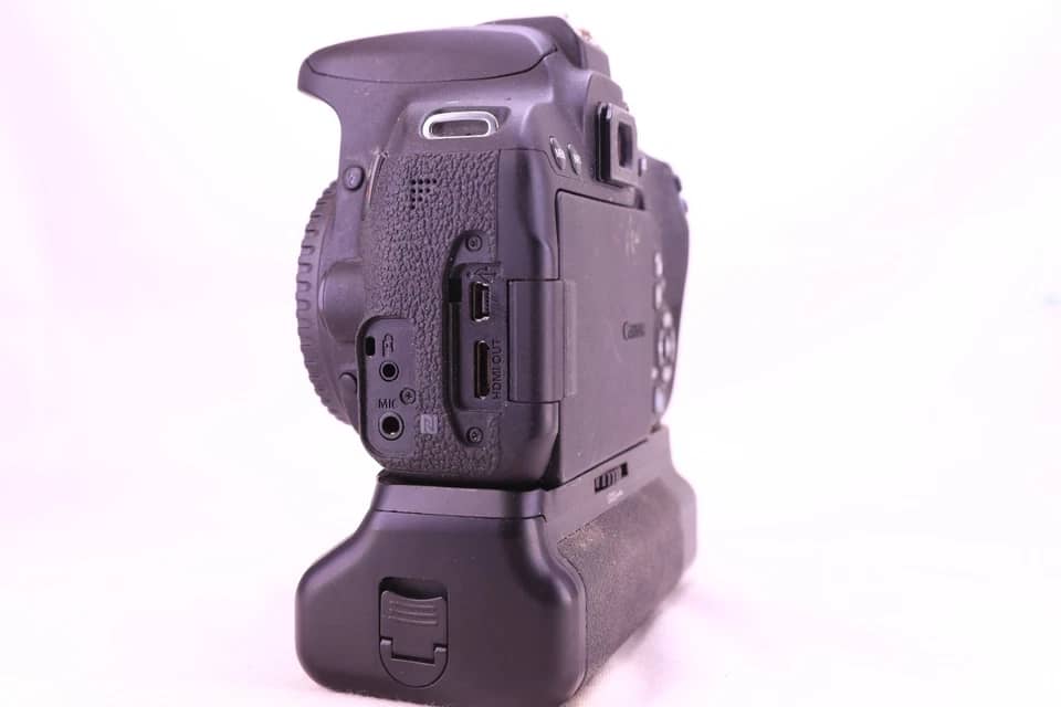 Canon EOS Rebel T7i Digital Cameras