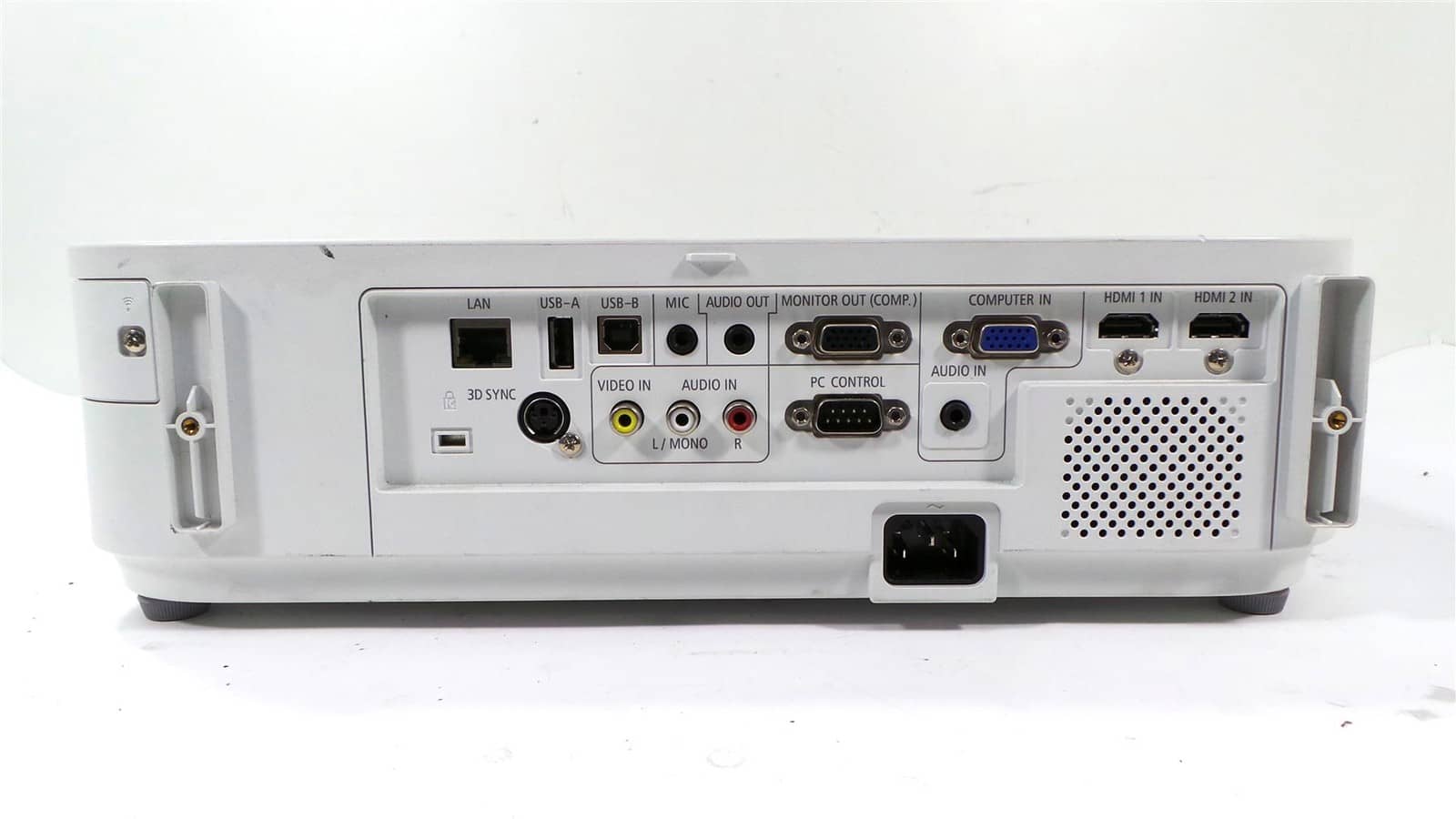 NEC NP-M402X Projectors Used - Good