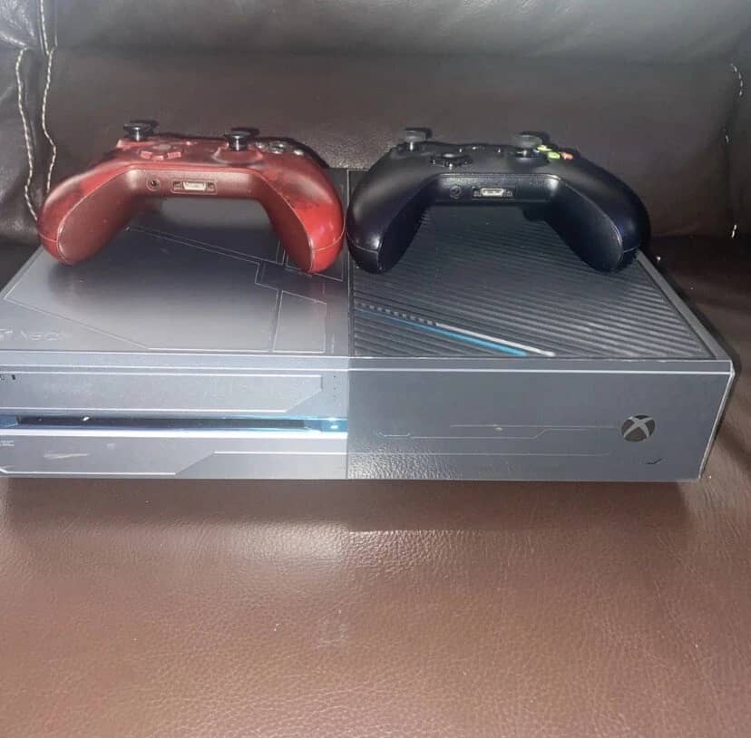 Microsoft Xbox One Video Game Consoles
