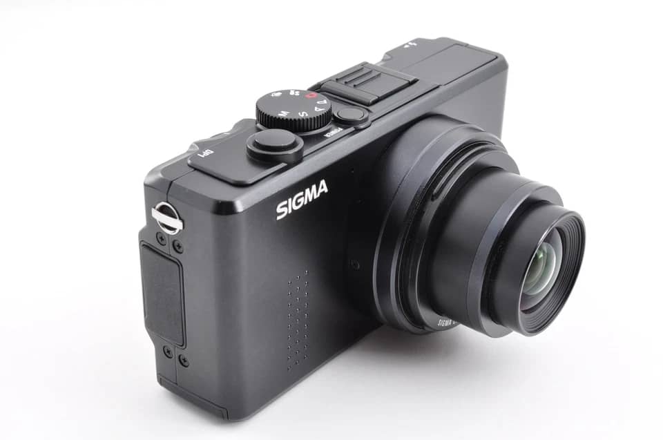 Sigma DP1 Digital Cameras Black New Body Only