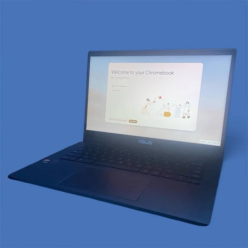 ASUS Vivobook M8186 Computers