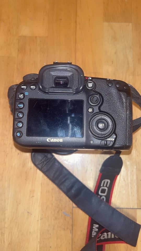 Canon EOS 7D Mark II Digital Cameras