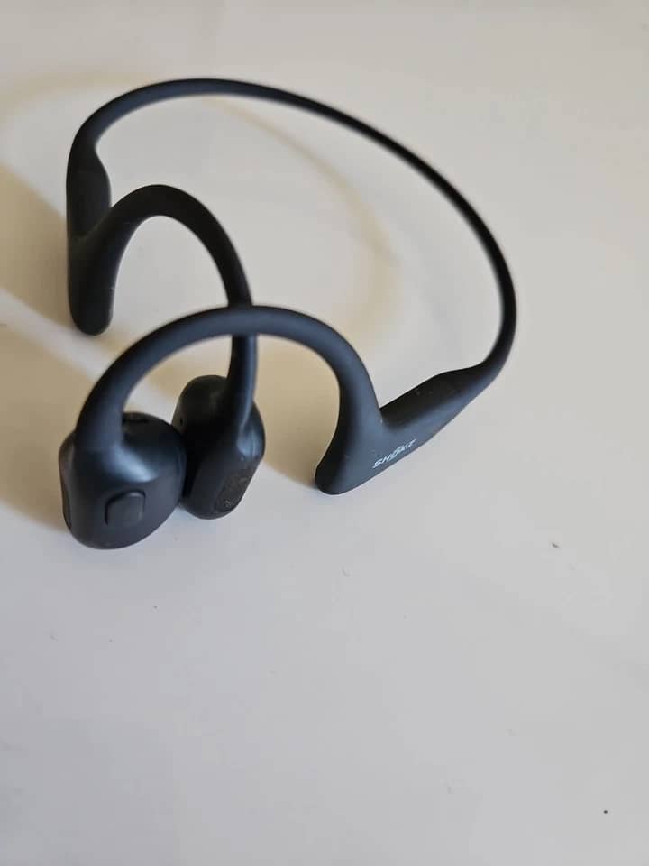 Shokz OpenRun Pro Headphones & Earbuds 