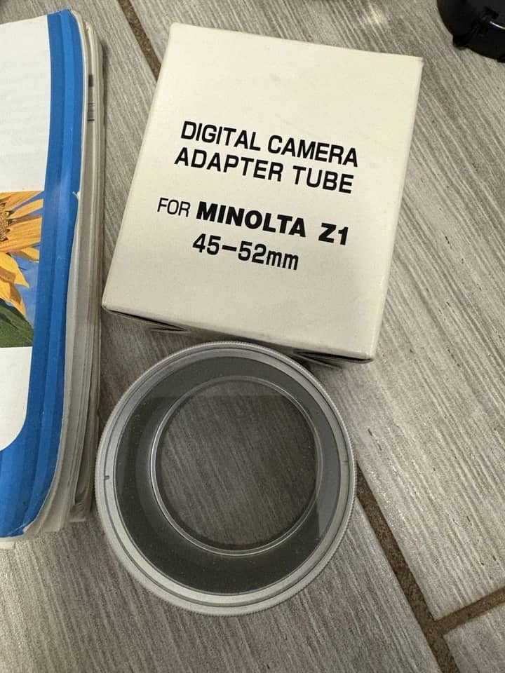 Minolta DiMAGE Z1 Digital Cameras