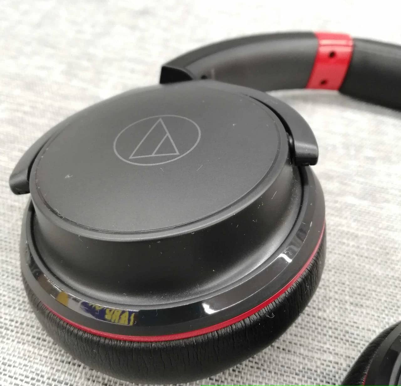 Audio-Technica ATH-S220BT Headphones & Earbuds Black New