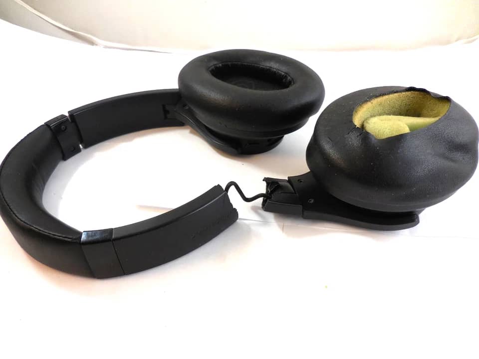 Soundcore Life Q20 Headphones & Earbuds 