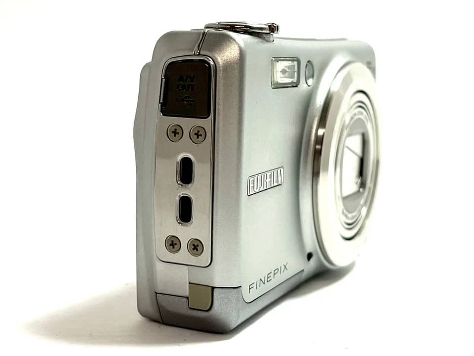 Fujifilm FinePix F100fd Digital Cameras Black Used - Good Body Only