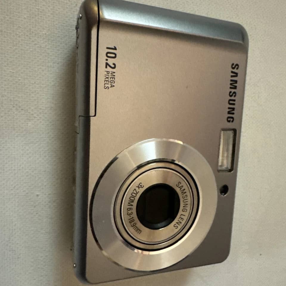 Samsung SL30 Digital Cameras Silver Used - Good Body Only
