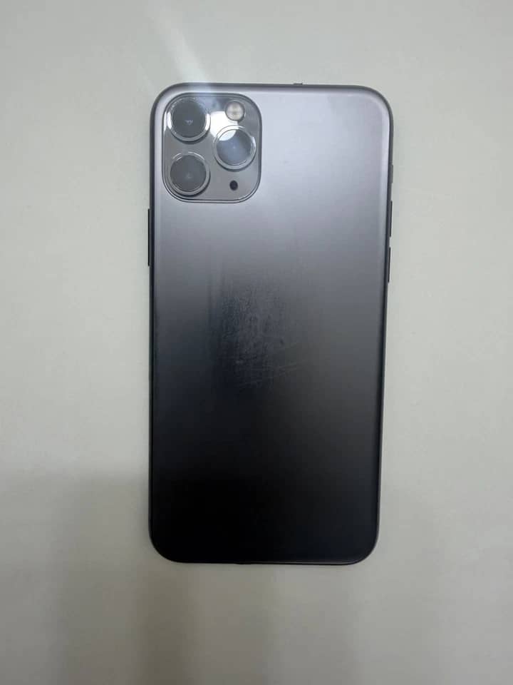 Apple iPhone 11 Pro Cell Phones