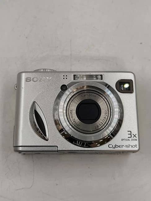 Sony Cyber-shot DSC W7 Digital Cameras Silver New Body Only