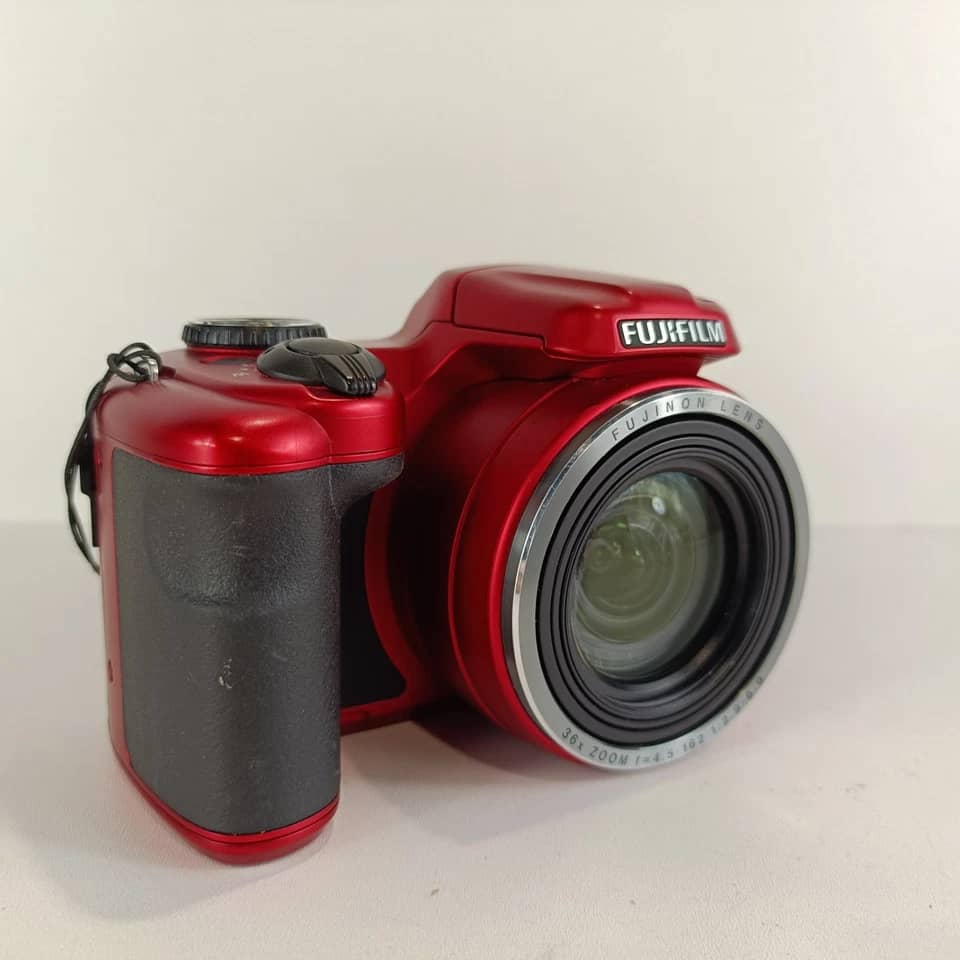 Fujifilm FinePix S8600 Digital Cameras Black New Body Only