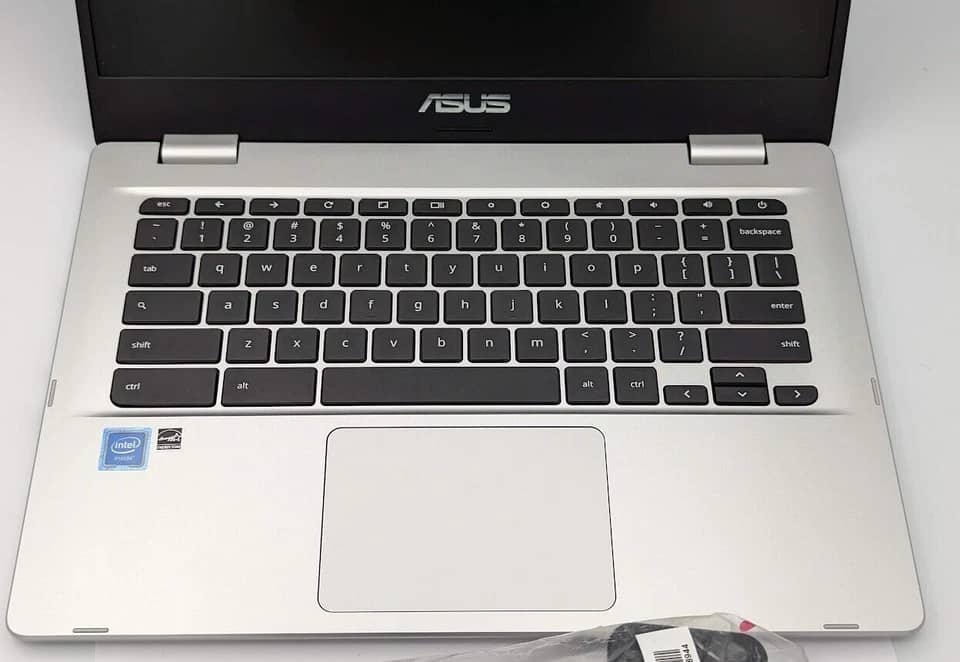 ASUS Chromebook C423 Computers