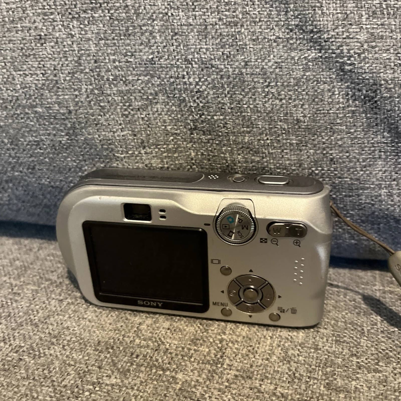 Sony DSC P200 Digital Cameras Silver New Body Only