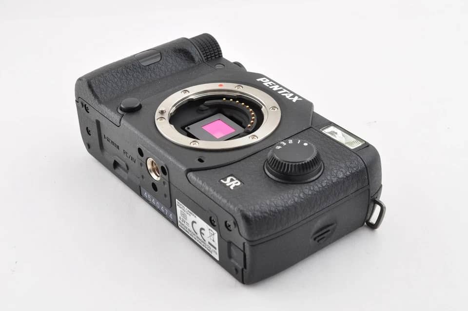 Pentax Q10 Digital Cameras Red New Body Only