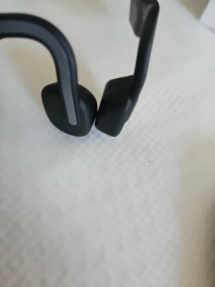 Shokz OpenMove Headphones & Earbuds 
