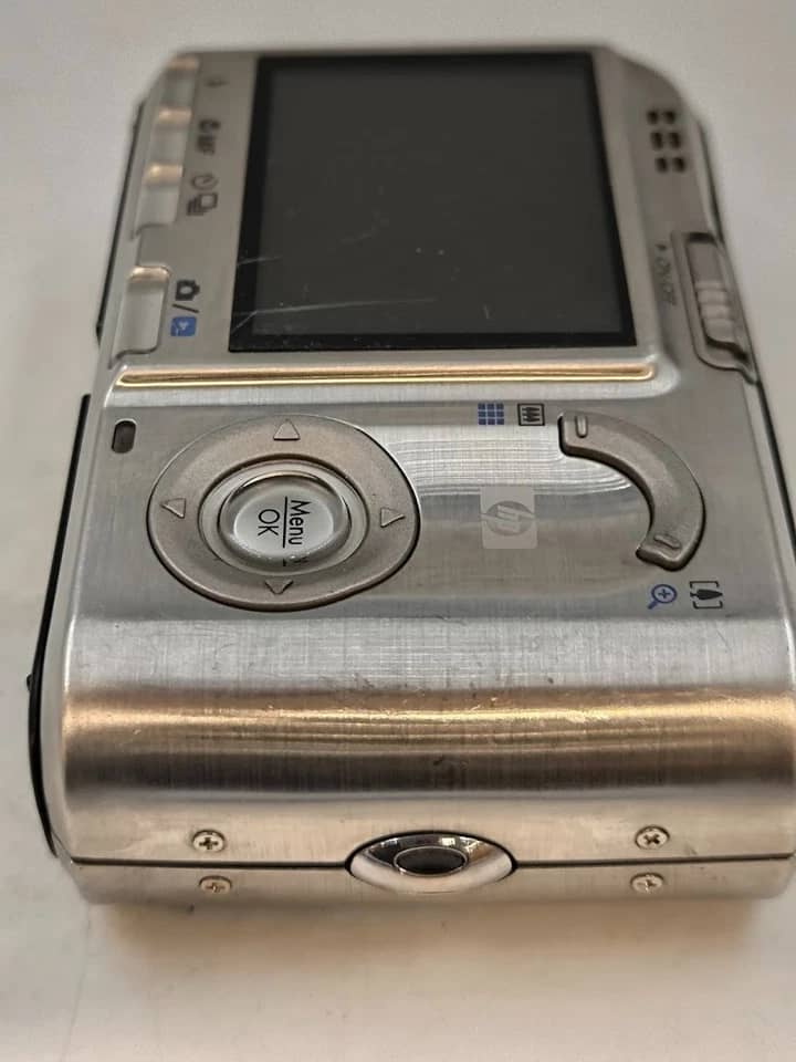 HP Photosmart R817 Digital Cameras