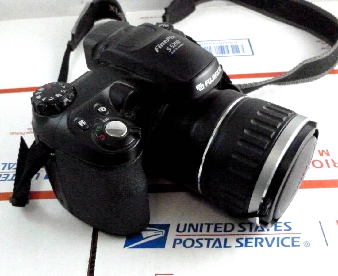 Fujifilm FinePix S Series S5200 Digital Cameras Black Used - Good Body Only