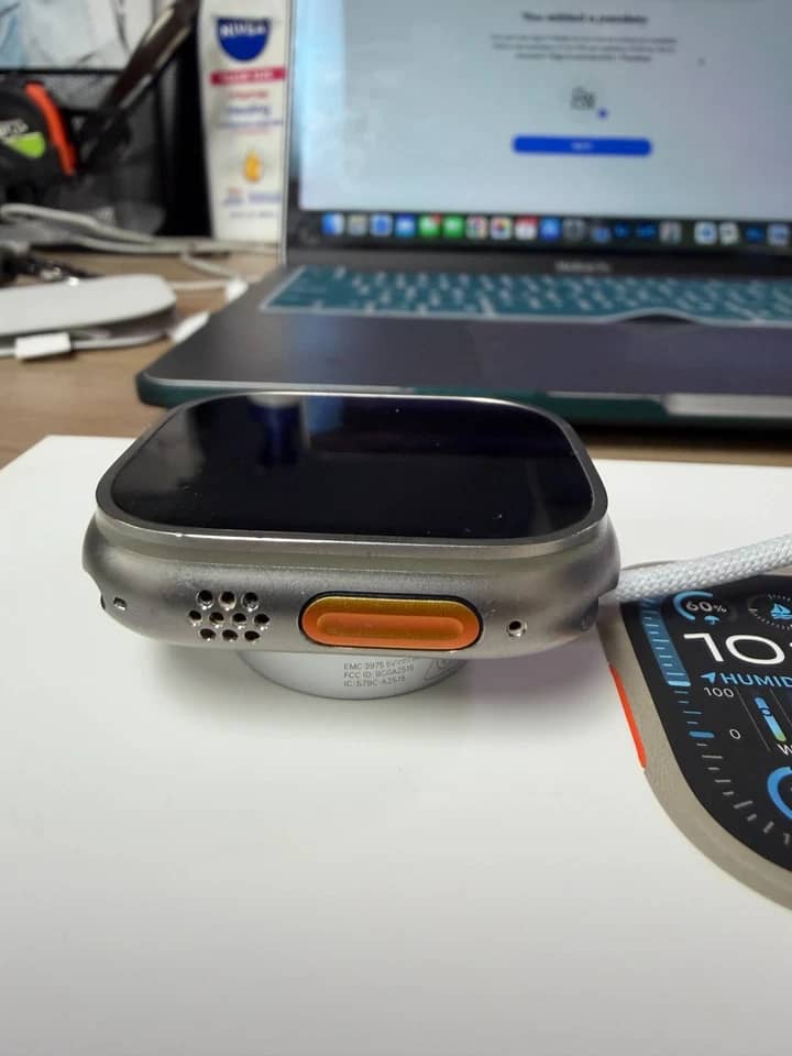 Apple Watch Ultra 2 Smartwatches