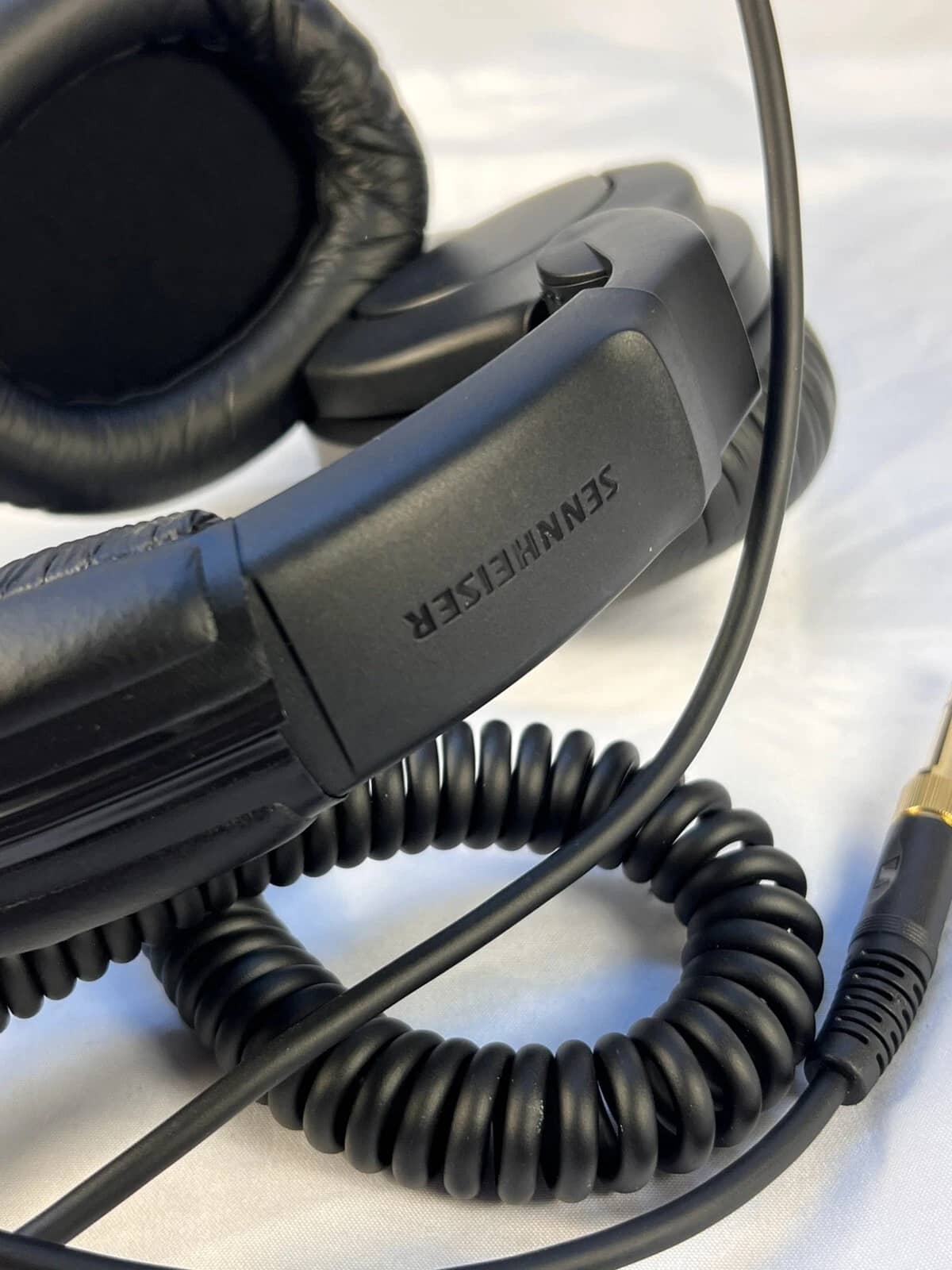 Sennheiser HD280PRO Headphones & Earbuds Black New