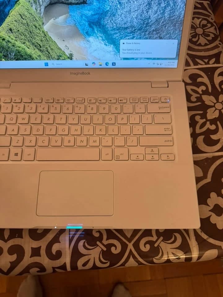 ASUS Vivobook MJ401TA Computers