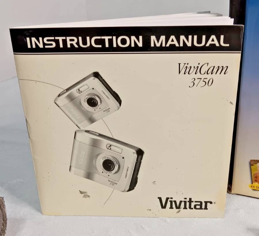 Vivitar ViviCam 3750 Digital Cameras Silver New Body Only