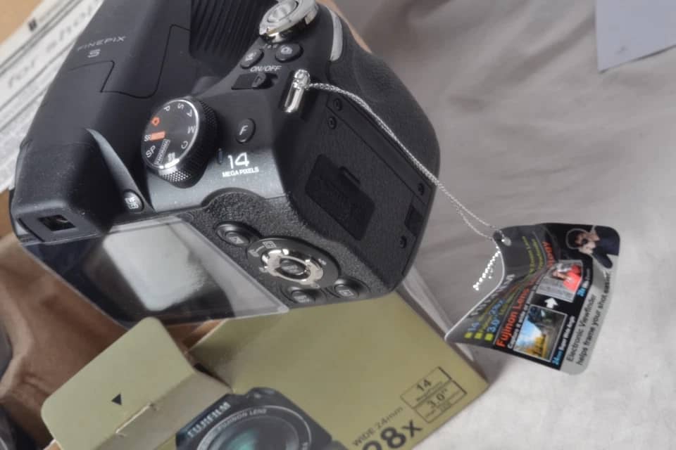 Fujifilm FinePix S3400 Digital Cameras Black Used - Good Body Only