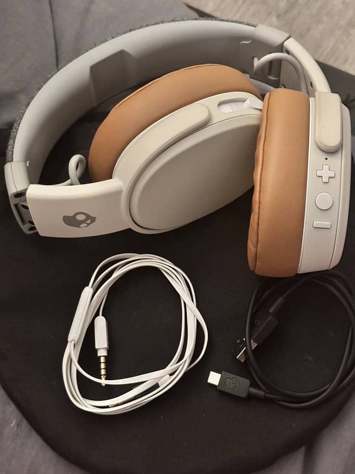 Skullcandy Crusher Evo Headphones & Earbuds 