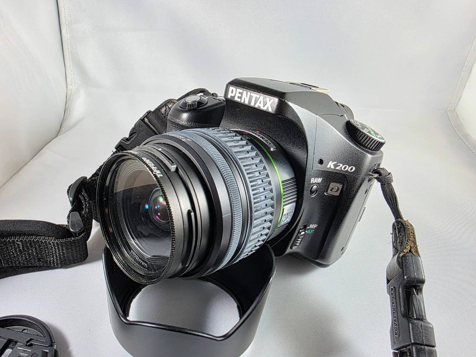 Pentax K200D Digital Cameras Black Used - Very Good w/ 18-55mm Kit