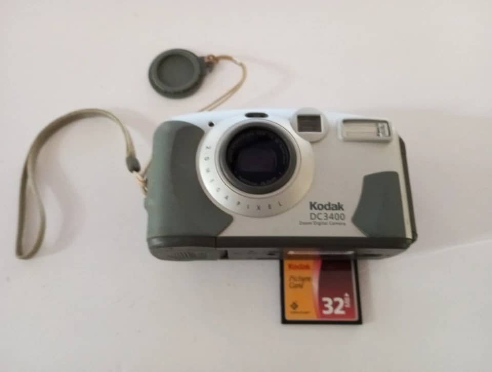 Kodak D3400 Digital Cameras