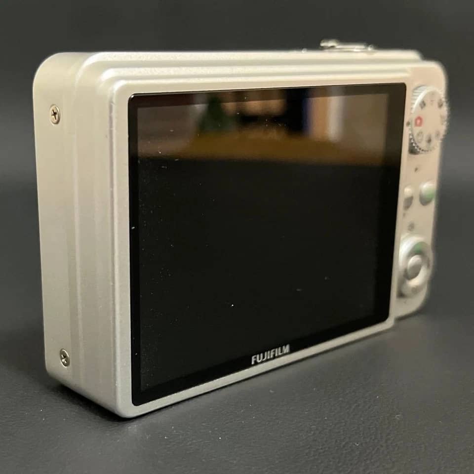 Fujifilm j150w Digital Cameras Black New Body Only