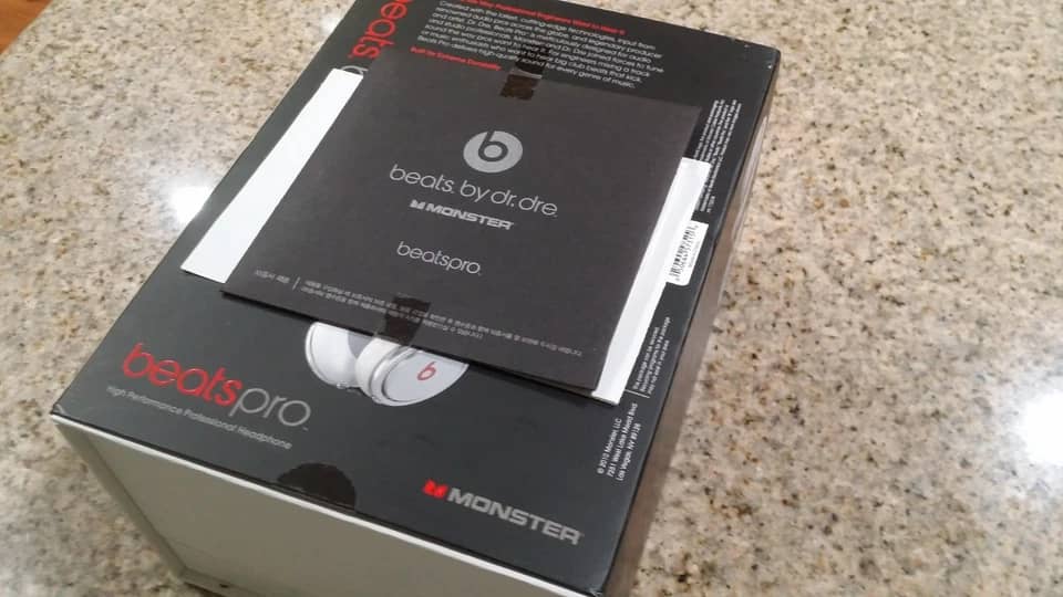Beats by Dr. Dre Pro Headphones & Earbuds Black New
