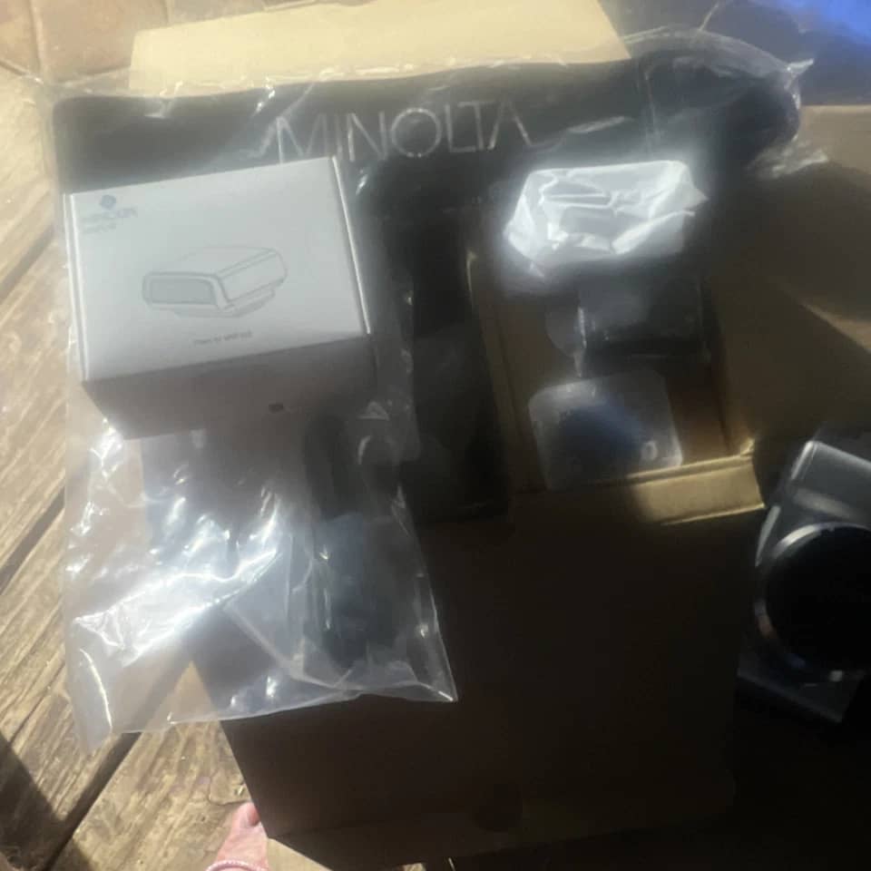 Minolta MNF10Z Digital Cameras Black New Body Only
